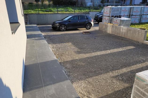 Préparation d’une cour en gravier